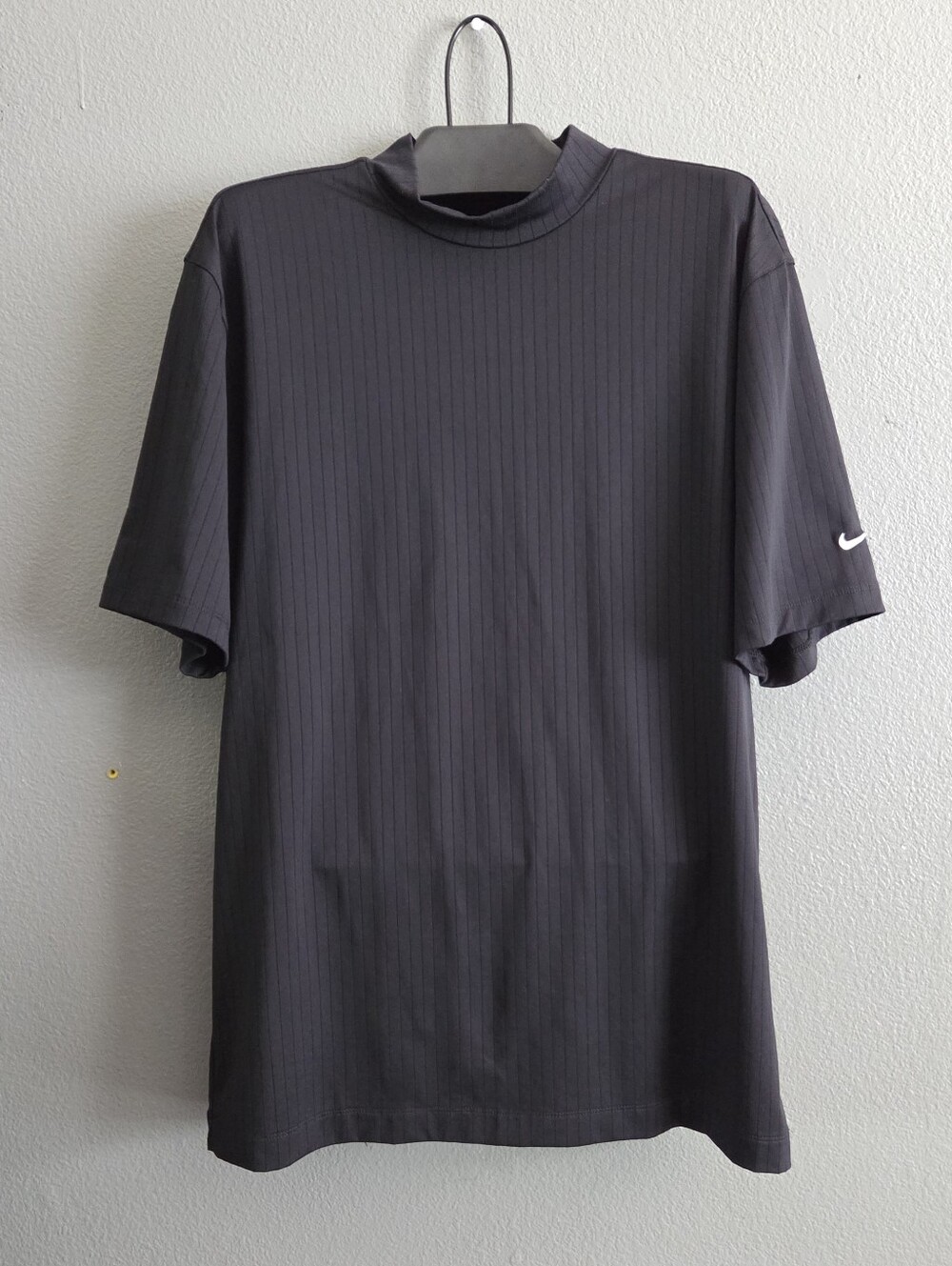 Vintage Nike Golf Men's Dri-FIT Mock Neck Shirt Size Medium